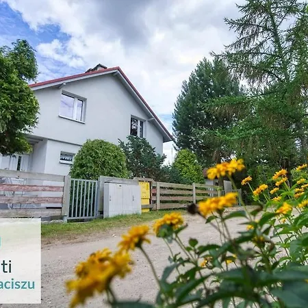 Dom Na Zaciszu Villa
