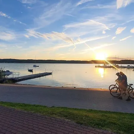 Dom Na Zaciszu ハジコビ