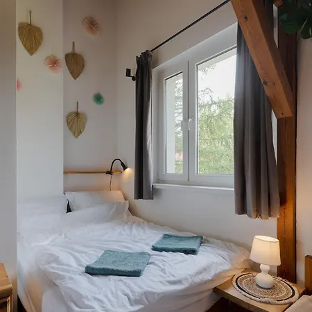 Dom Na Zaciszu ハジコビ