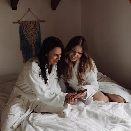 Dom Na Zaciszu ヴィラ ハジコビ