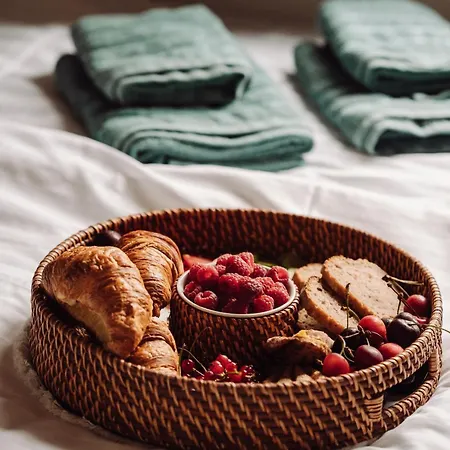 Dom Na Zaciszu ハジコビ