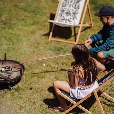 Dom Na Zaciszu ハジコビ